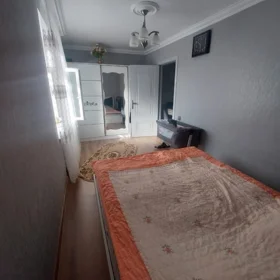 In Baku 100.0 m² apartment is for sale - Image 2