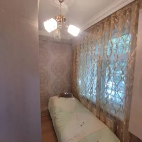 In Baku 100.0 m² apartment is for sale - Image 4