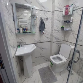 In Baku 100.0 m² apartment is for sale - Image 9