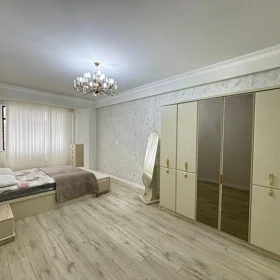 In Baku 151.0 m² apartment is for rent - Image 6