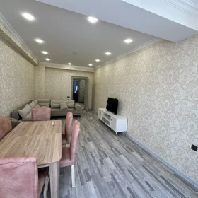 In Baku 160.0 m² apartment is for rent - Image 3
