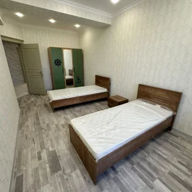 In Baku 160.0 m² apartment is for rent - Image 8