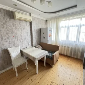 In Baku 85.0 m² apartment is for sale - Image 2