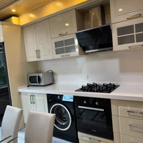 In Baku 135.0 m² apartment is for rent - Image 9