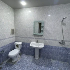 In Baku 70.0 m² apartment is for rent - Image 2