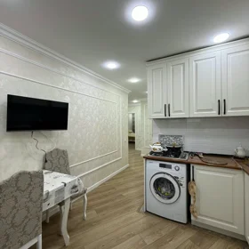 In Baku 80.0 m² apartment is for sale - Image 9