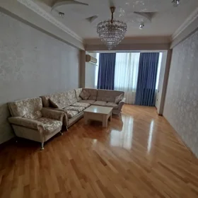 In Baku 120.0 m² apartment is for rent - Image 3