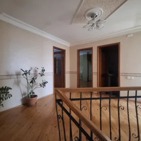 In Baku 150.0 m² house with 4.0 rooms is for sale - Image 2