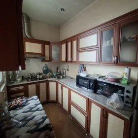 In Baku 150.0 m² house with 4.0 rooms is for sale - Image 9