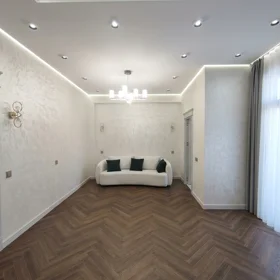 In Baku 65.0 m² apartment is for rent - Image 2