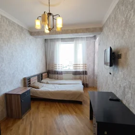 In Baku 90.0 m² apartment is for rent - Image 6