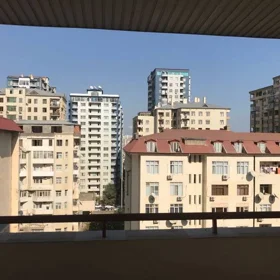 In Baku 120.0 m² apartment is for rent - Image 9