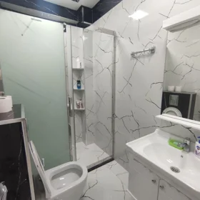 In Baku 70.0 m² apartment is for rent - Image 7