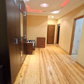 In Baku 94.0 m² apartment is for sale - Image 4