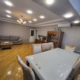 In Baku 107.0 m² apartment is for sale - Image 2
