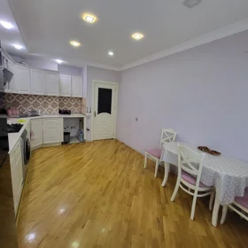 In Baku 107.0 m² apartment is for sale - Image 3