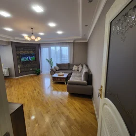 In Baku 107.0 m² apartment is for sale - Image 4