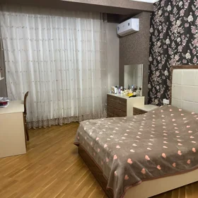 In Baku 123.0 m² apartment is for sale - Image 3