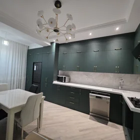 In Baku 140.0 m² apartment is for rent - Image 4