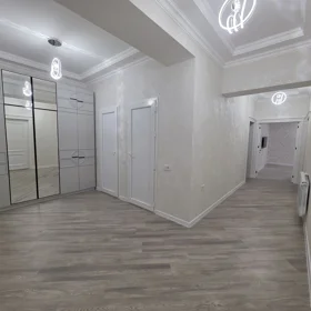 In Baku 140.0 m² apartment is for rent - Image 10