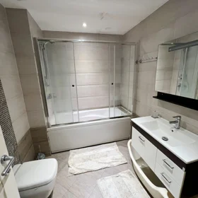 In Səbail rayonu 84.0 m² apartment is for rent - Image 6
