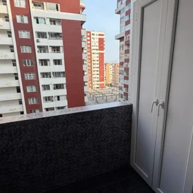 In Baku 67.0 m² apartment is for sale - Image 8
