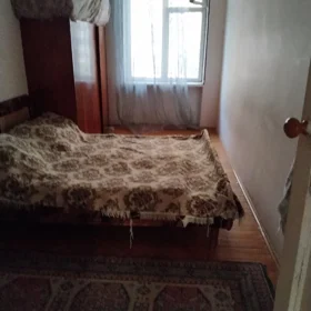 In Baku 70.0 m² apartment is for rent - Image 3