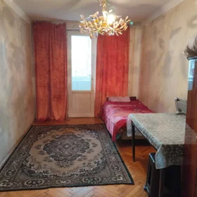In Baku 70.0 m² apartment is for rent - Image 4