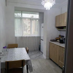 In Baku 90.0 m² apartment is for rent - Image 7