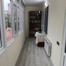 In Baku 90.0 m² apartment is for rent - Image 10