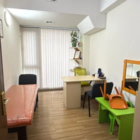 In Baku 200.0 m² commercial is for rent - Image 4