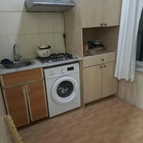 In Baku 63.0 m² apartment is for rent - Image 3