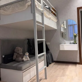 In Baku 145.0 m² apartment is for sale - Image 9