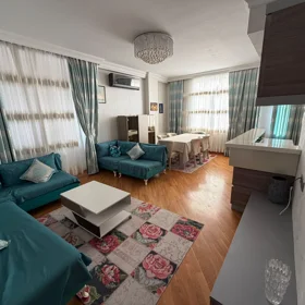 In Baku 90.0 m² apartment is for rent - Image 3