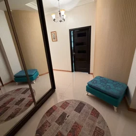 In Baku 90.0 m² apartment is for rent - Image 6