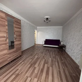 In Baku 40.0 m² apartment is for rent - Image 2