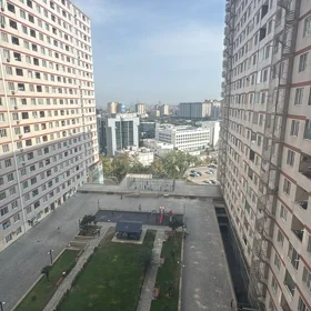 In Baku 80.0 m² apartment is for rent - Image 9