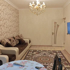 In Baku 70.0 m² apartment is for rent - Image 3