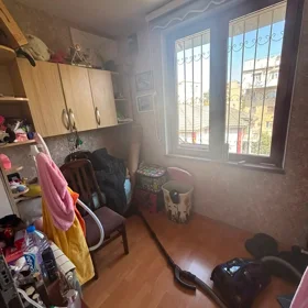 In Baku 61.0 m² apartment is for sale - Image 8