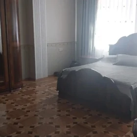 In Baku 169.0 m² apartment is for sale - Image 4
