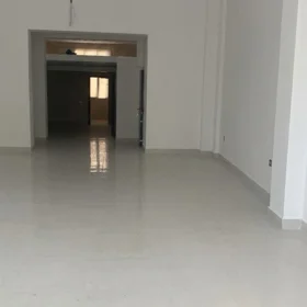 In Baku 175.0 m² commercial is for rent - Image 2