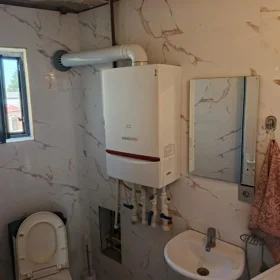 In Baku 114.0 m² apartment is for sale - Image 2