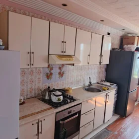 In Baku 114.0 m² apartment is for sale - Image 9