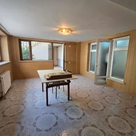 In Binəqədi rayonu 800.0 m² house with 9.0 rooms is for sale - Image 7