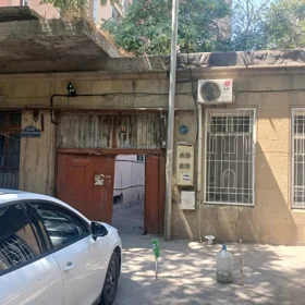In Baku nan m² apartment is for sale - Image 6