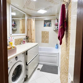 In Baku 90.0 m² apartment is for sale - Image 7