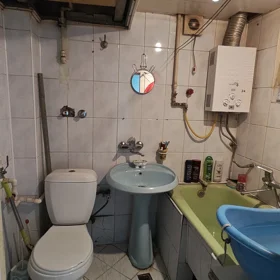 In Baku 45.0 m² apartment is for sale - Image 5