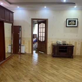 In Baku 180.0 m² apartment is for rent - Image 6