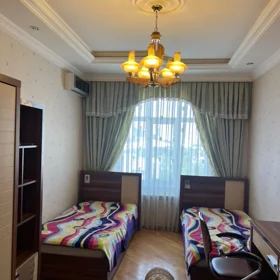 In Baku 180.0 m² apartment is for rent - Image 7