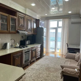 In Baku 180.0 m² apartment is for rent - Image 10